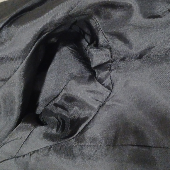 Tahari Vintage 4 Button Tailored Blazer- Sz. 6 - Picture 13 of 14